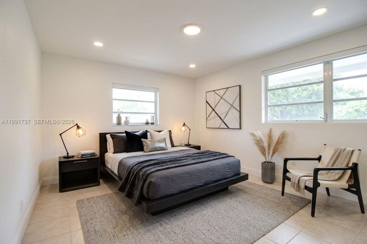 8285 SW 104th St, Miami, FL 33156 Photo