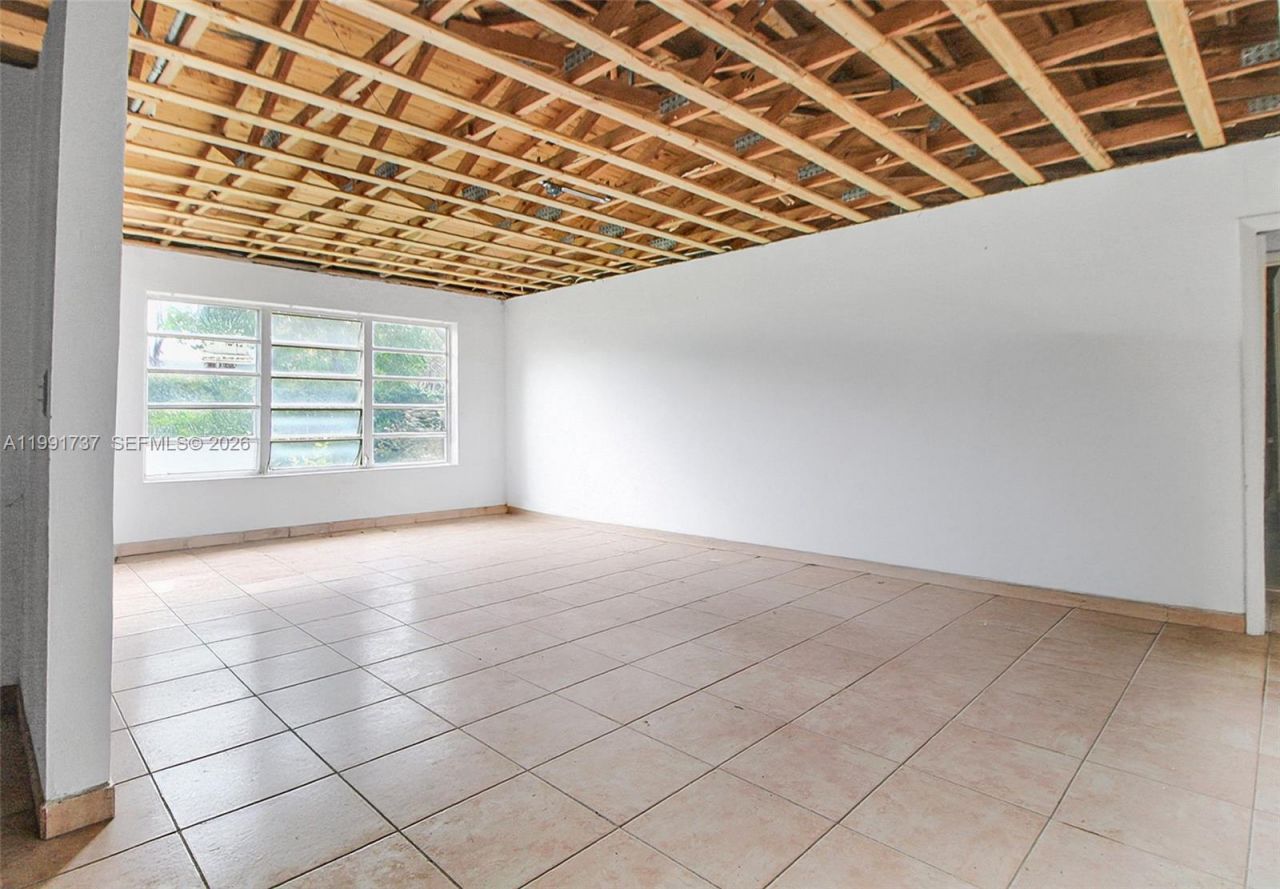 8285 SW 104th St, Miami, FL 33156 Photo