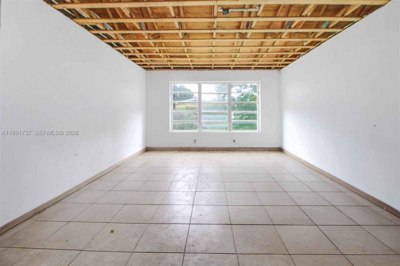 8285 SW 104th St, Miami, FL 33156 Photo