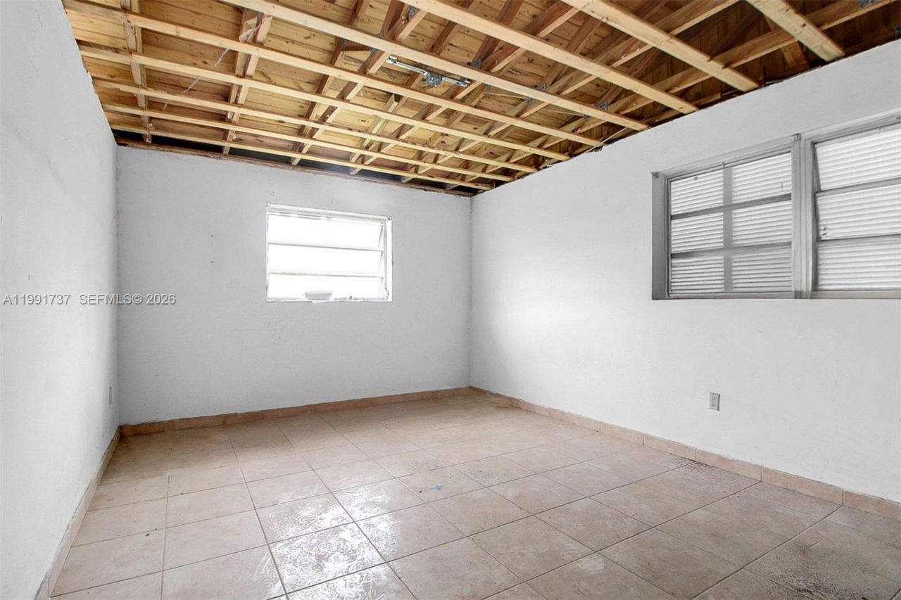 8285 SW 104th St, Miami, FL 33156 Photo