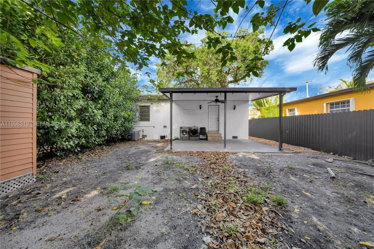 3033 Hibiscus St, Miami, FL 33133 Photo