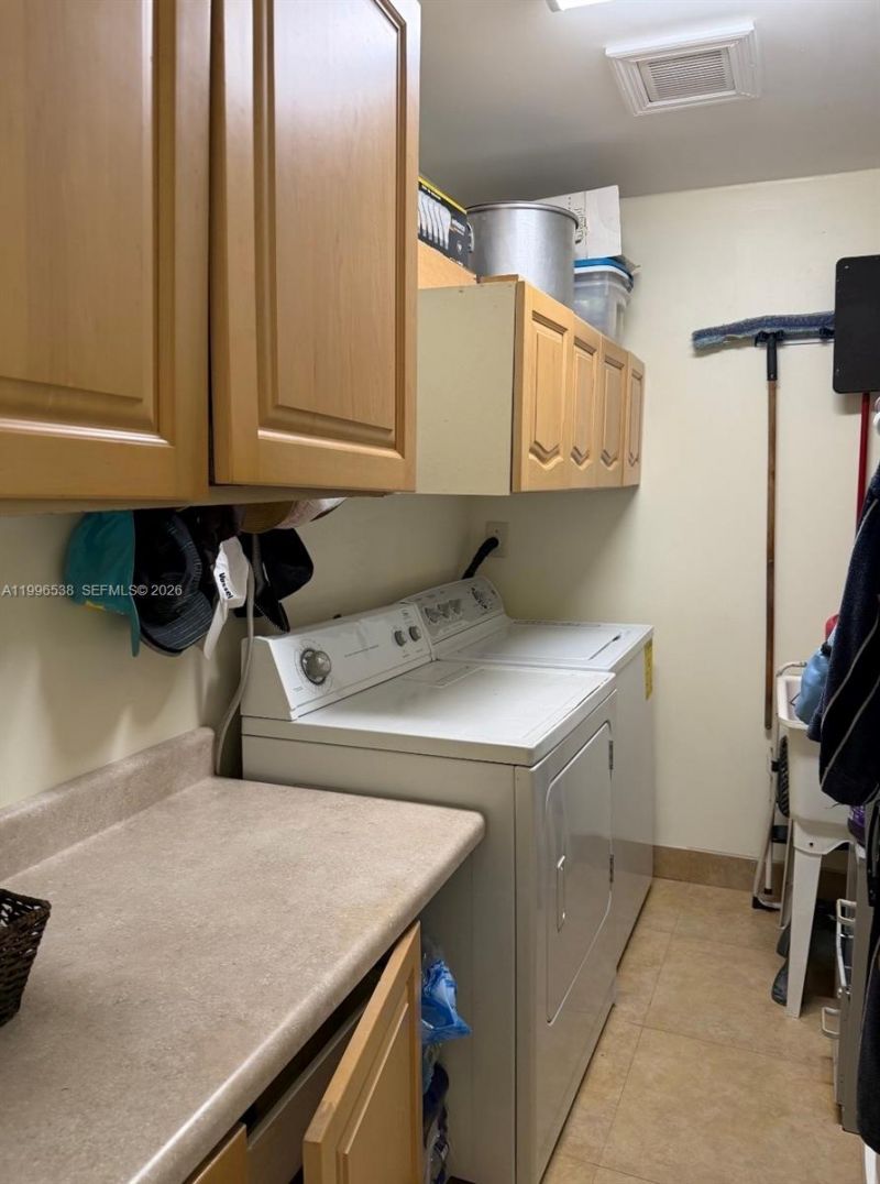 1115 Lake Geneva Dr, Lake Worth, FL 33461 Photo