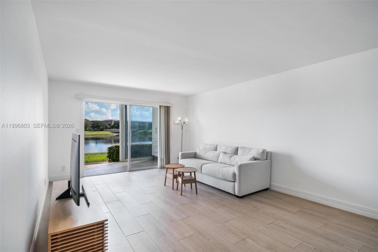 2904 Victoria Pl, Unit A1, Coconut Creek, FL 33066 Photo