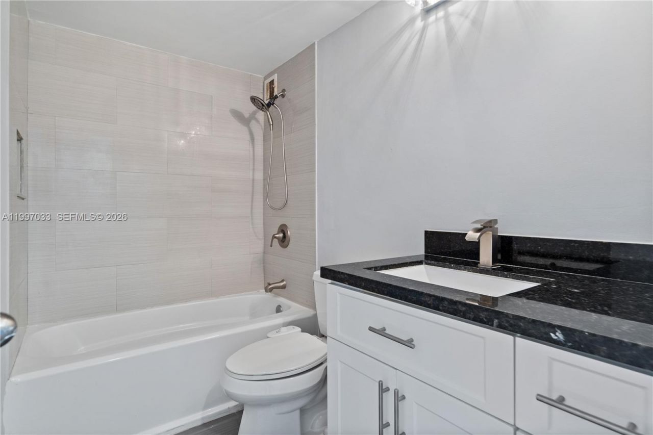 1865 79th Street Cswy, Unit 14K, Miami Beach, FL 33141 Photo