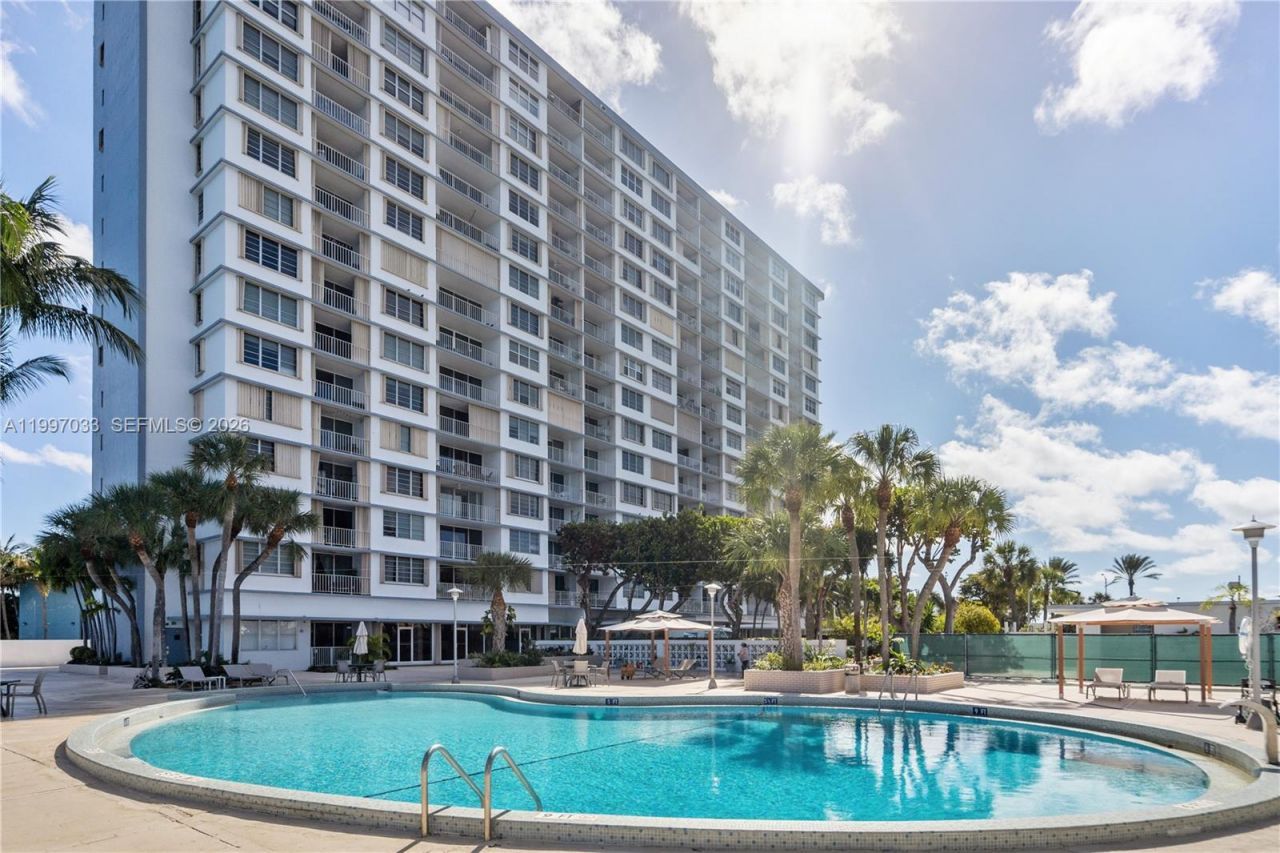1865 79th Street Cswy, Unit 14K, Miami Beach, FL 33141 Photo