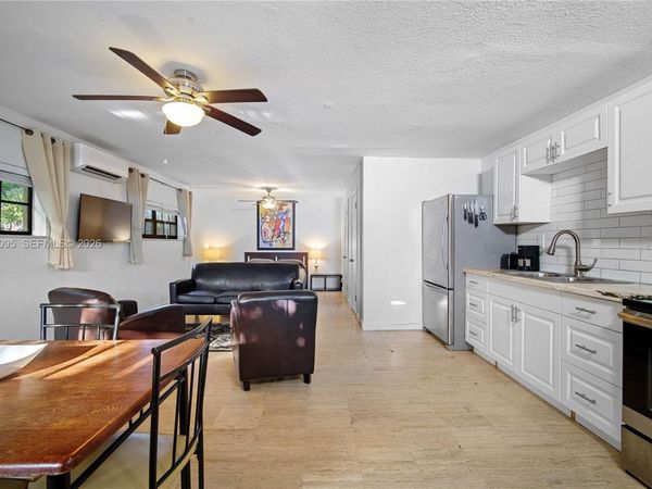 1181 NE 160th St, North Miami Beach, FL 33162