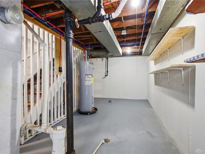 412 Cape Cod Drive, Springfield, OH 45505 Photo 23