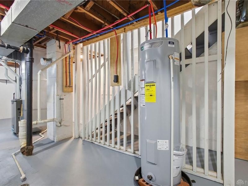 412 Cape Cod Drive, Springfield, OH 45505 Photo 25