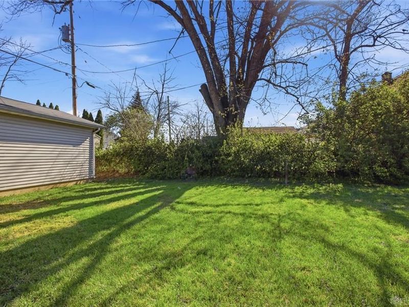 412 Cape Cod Drive, Springfield, OH 45505 Photo 36