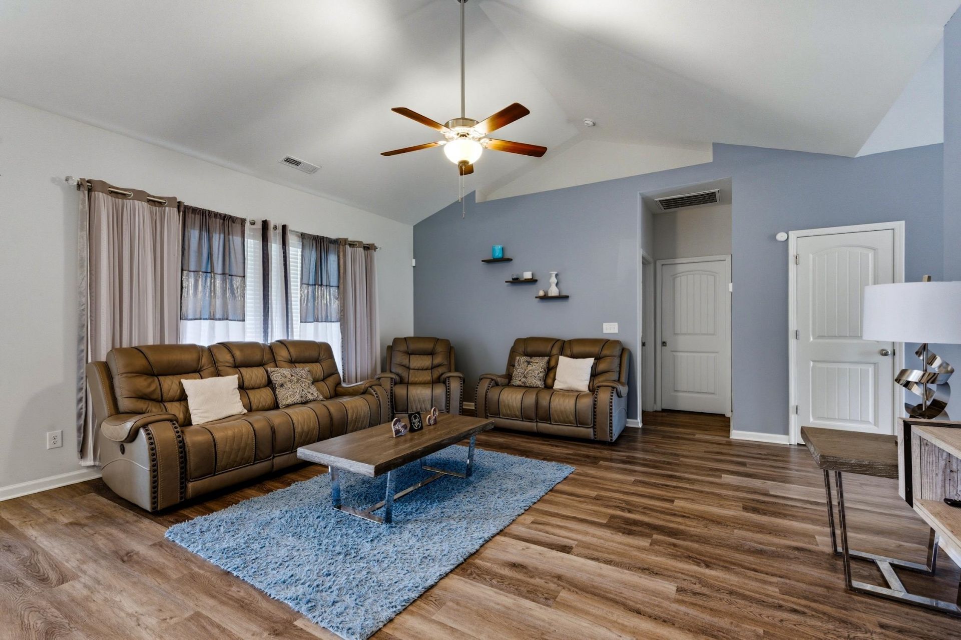 4604 Long Avenue Ext.  Photo 5