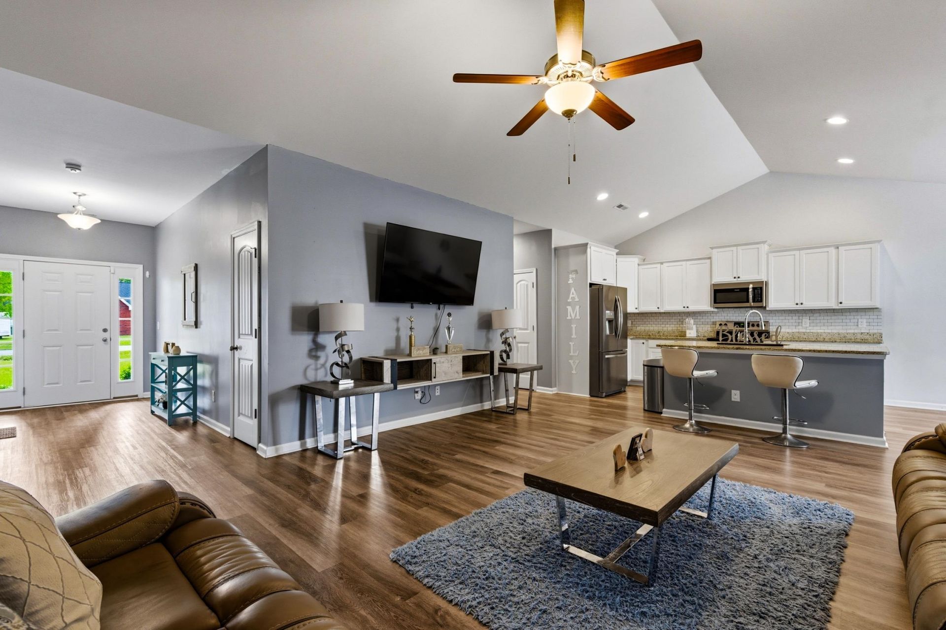 4604 Long Avenue Ext.  Photo 8