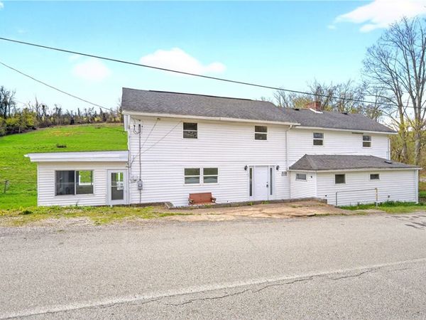 93 Old 51 Rd, Perryopolis, PA 15473