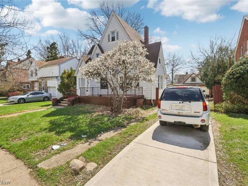 22350 Tracy Avenue, Euclid, OH 44123 Photo 2