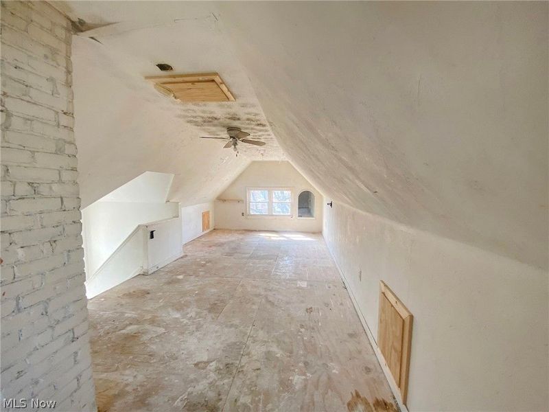 3344 Woodbridge Avenue , Cleveland, OH 44109 Photo 14