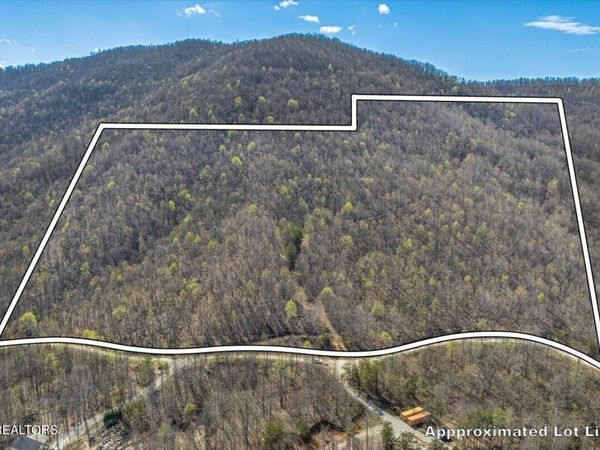 422 Crooked Branch Rd, Huntsville, TN 37756