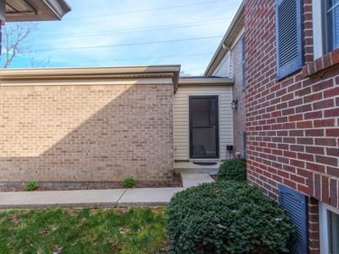 302 Johns Turn Trail, Lexington, KY 40514