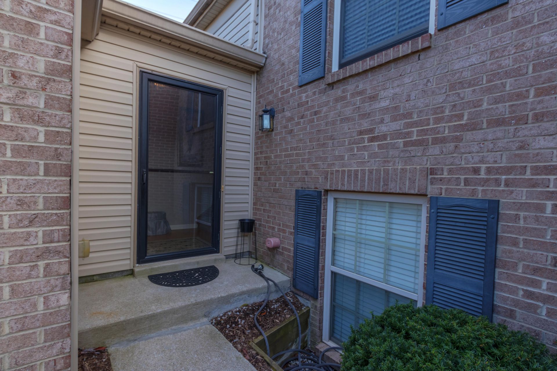 302 Johns Turn Trail, Lexington, KY 40514 Main Photo