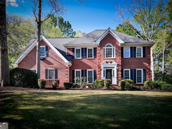 1015 Presidents Lane, Lawrenceville, GA 30043