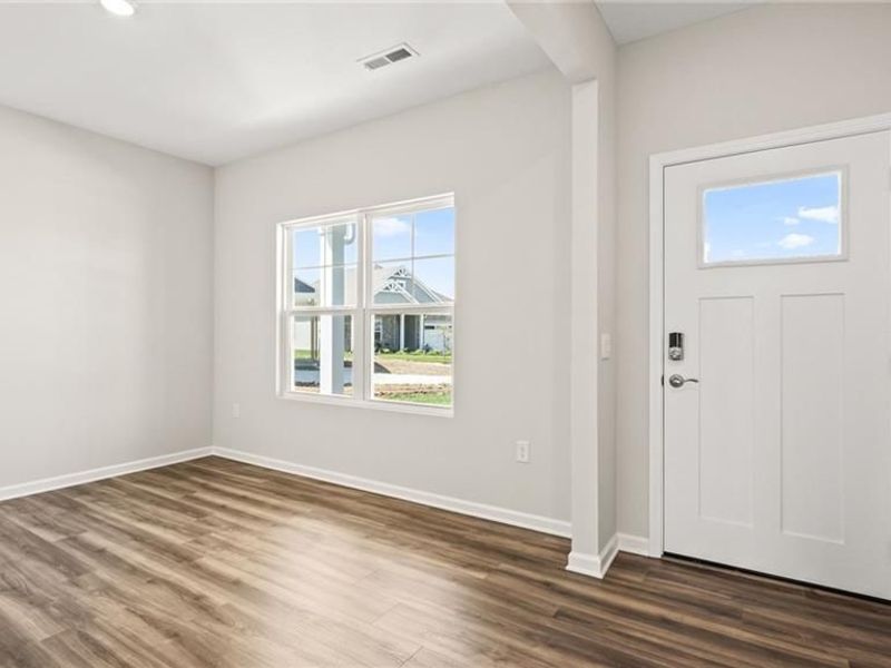 2823 Netherfield Circle, Troy, OH 45373 Photo 7