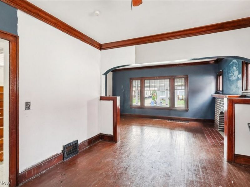 293 E 151 Street, Cleveland, OH 44110 Photo 10