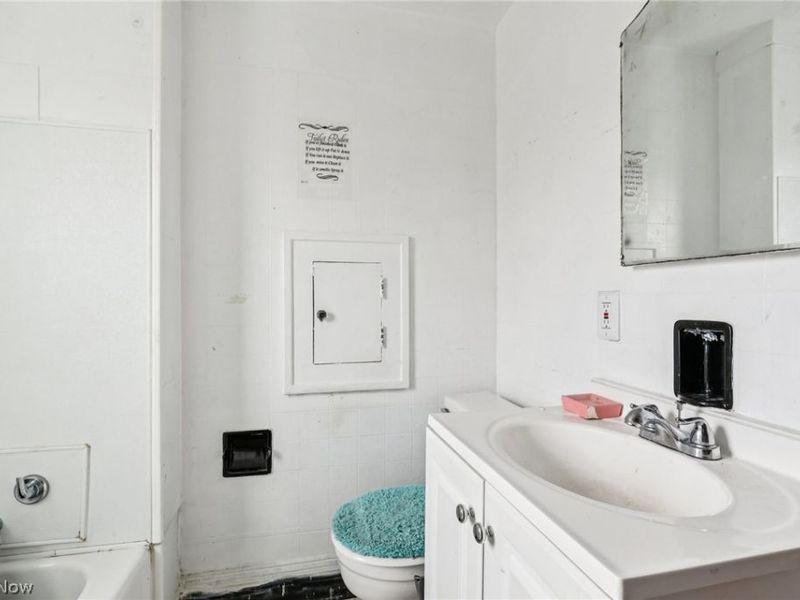 293 E 151 Street, Cleveland, OH 44110 Photo 25