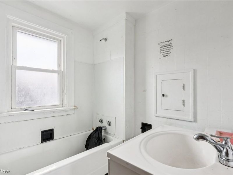 293 E 151 Street, Cleveland, OH 44110 Photo 26