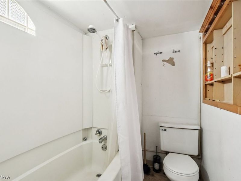 293 E 151 Street, Cleveland, OH 44110 Photo 31