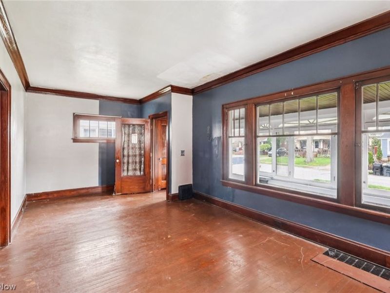 293 E 151 Street, Cleveland, OH 44110 Photo 4