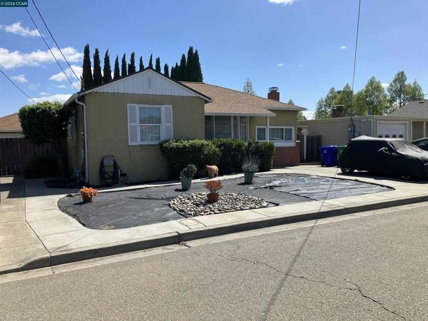 15594 Sharon St, San Lorenzo, CA 94580