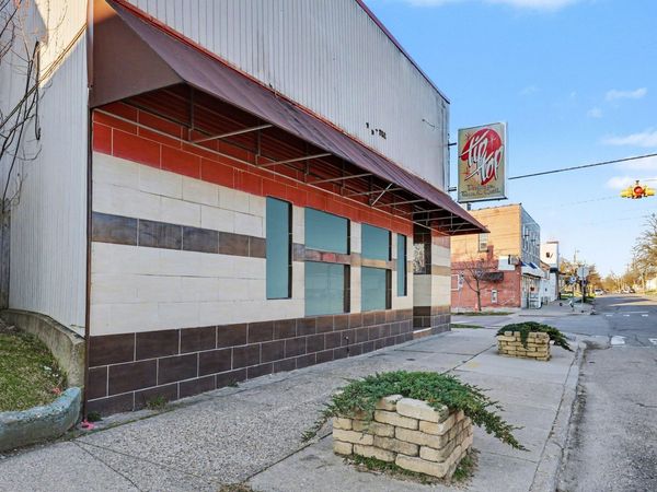 760 Butterworth Street SW, Grand Rapids, MI 49504