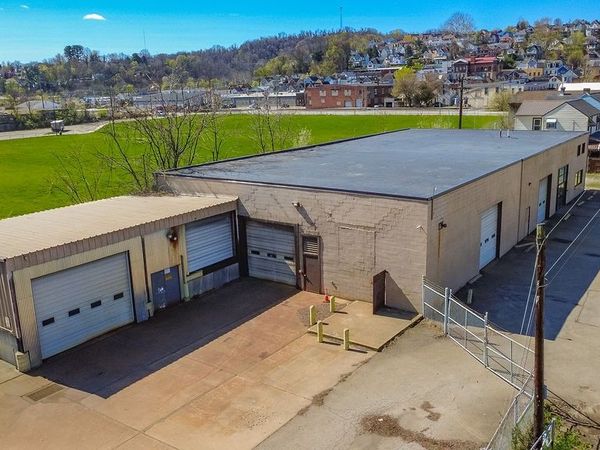 10 3rd St., Charleroi, PA 15022