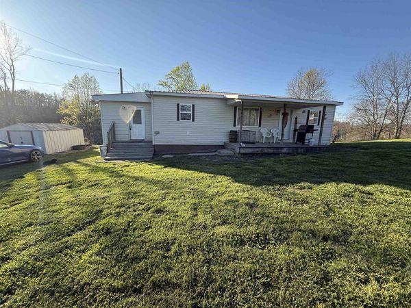 4905 St Hwy 3298 , Olive Hill, KY 41164