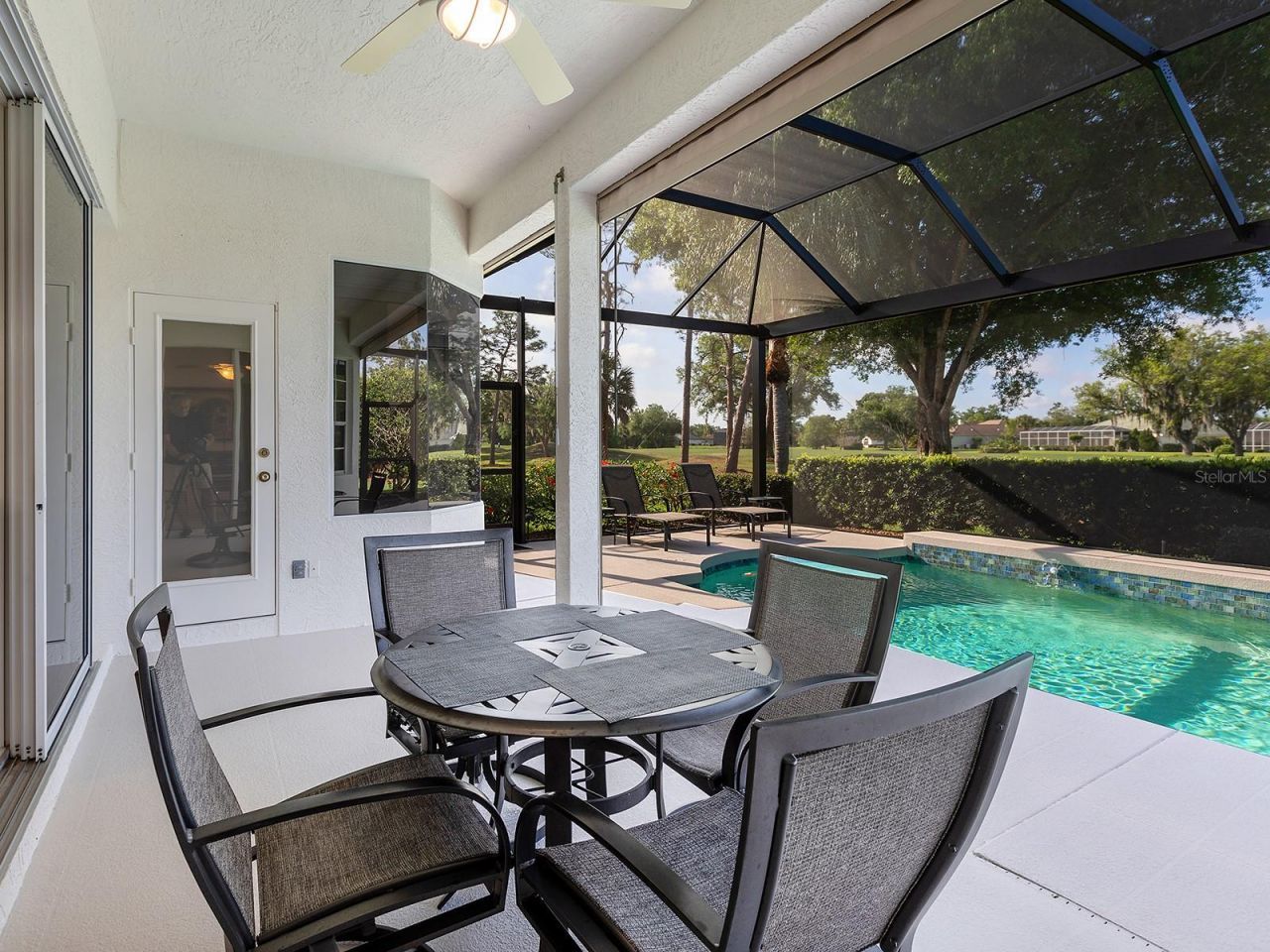 10106 Glenmore Avenue, Bradenton, FL 34202 Photo