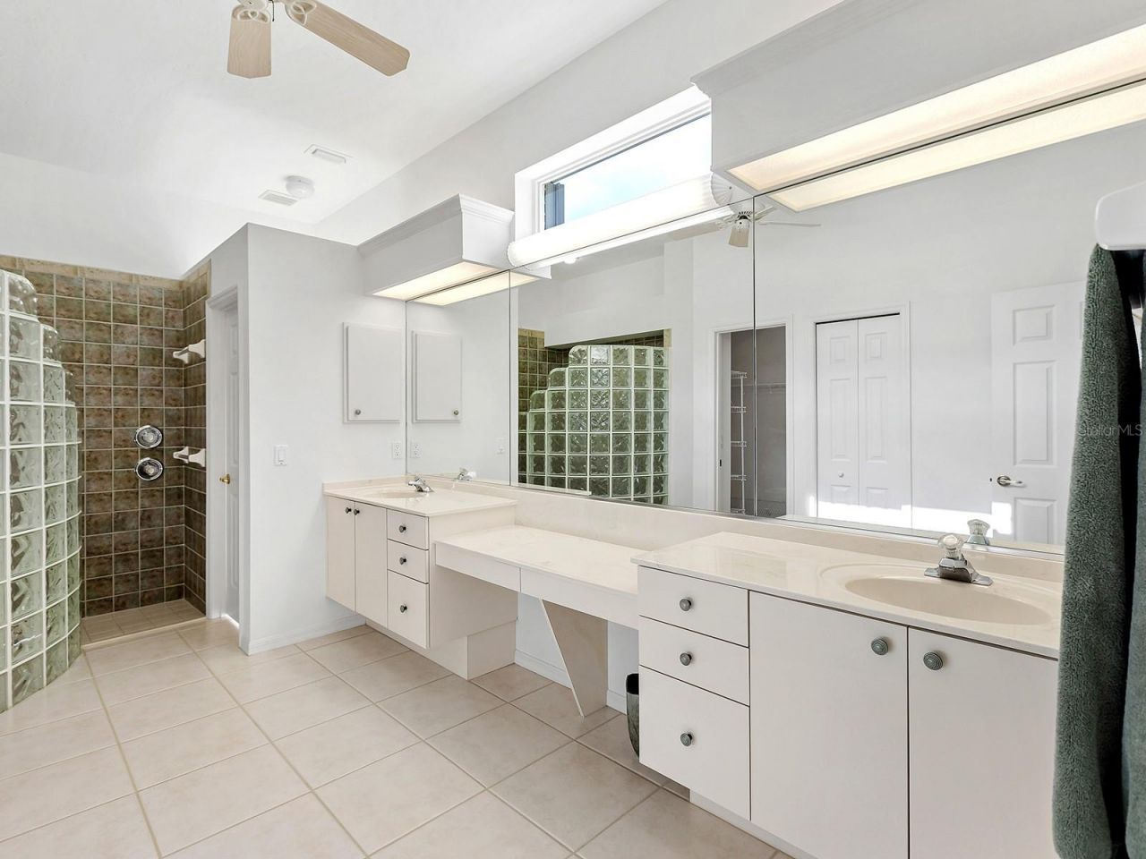 10106 Glenmore Avenue, Bradenton, FL 34202 Photo