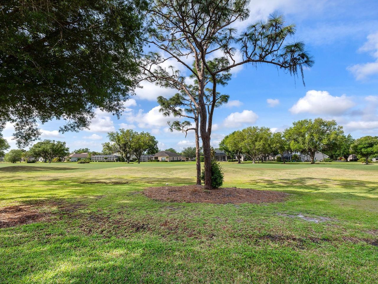 10106 Glenmore Avenue, Bradenton, FL 34202 Photo