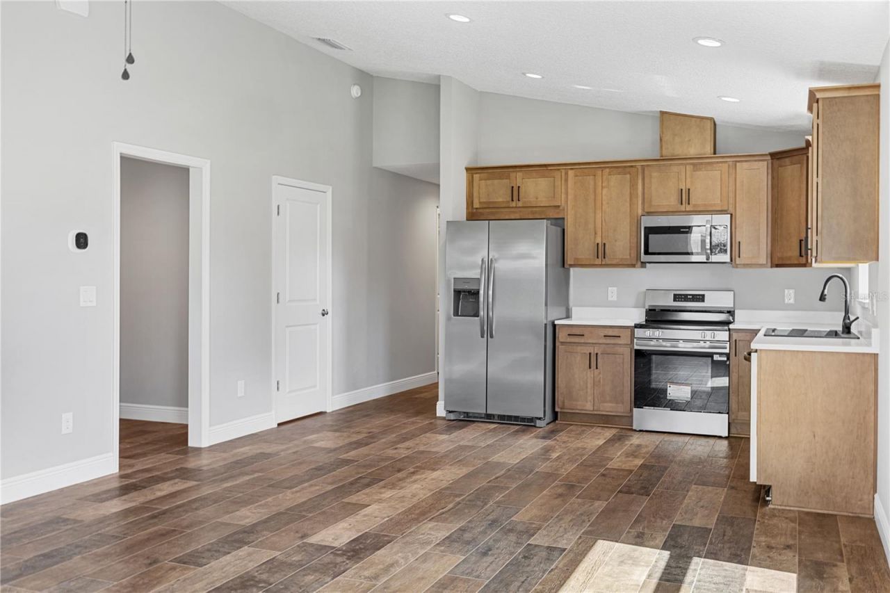 1025 Cr 452a, Lake Panasoffkee, FL 33538 Photo