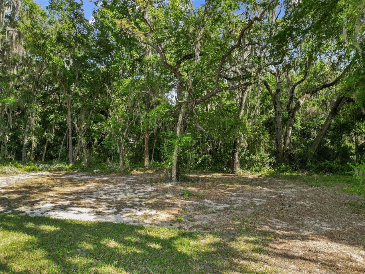 1025 Cr 452a, Lake Panasoffkee, FL 33538 Photo
