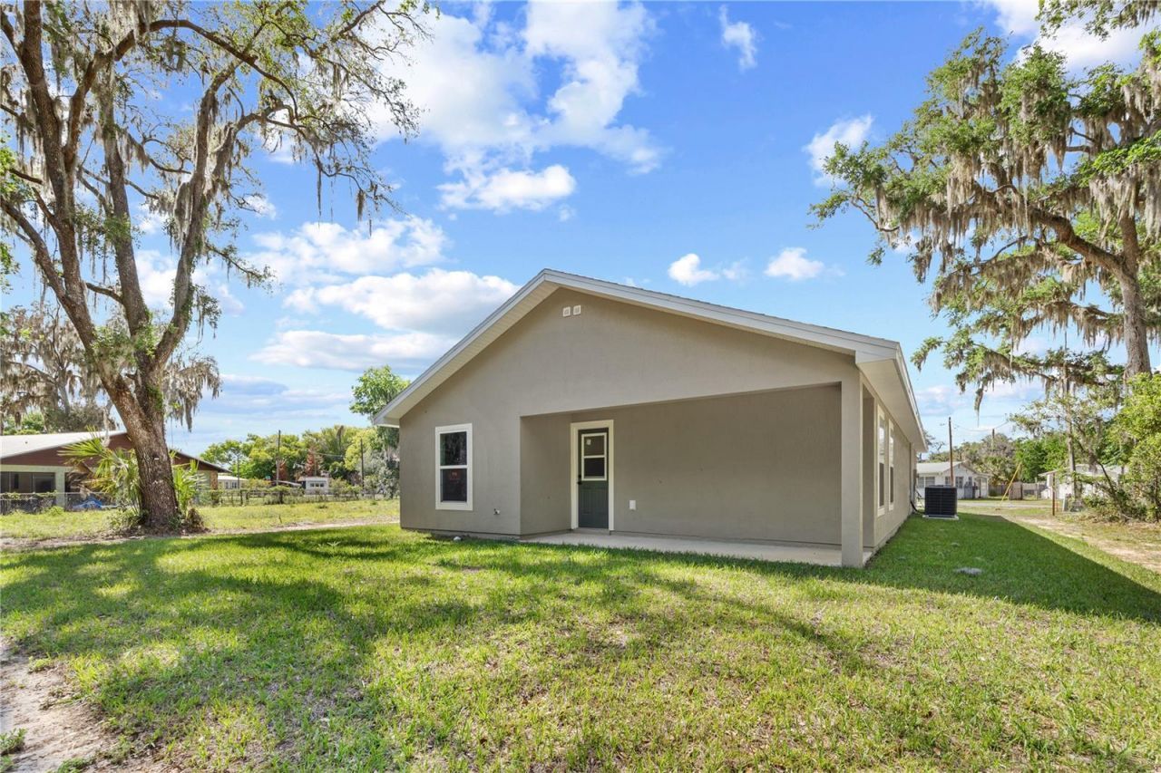 1025 Cr 452a, Lake Panasoffkee, FL 33538 Photo