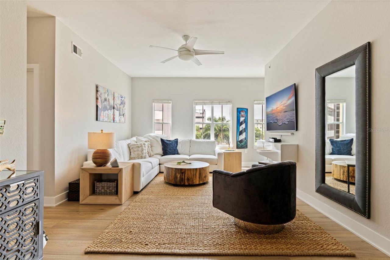 200 4th Avenue S, Unit 321, Saint Petersburg, FL 33701 Photo