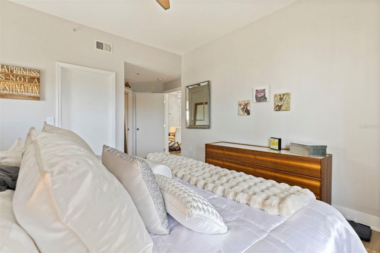 200 4th Avenue S, Unit 321, Saint Petersburg, FL 33701 Photo