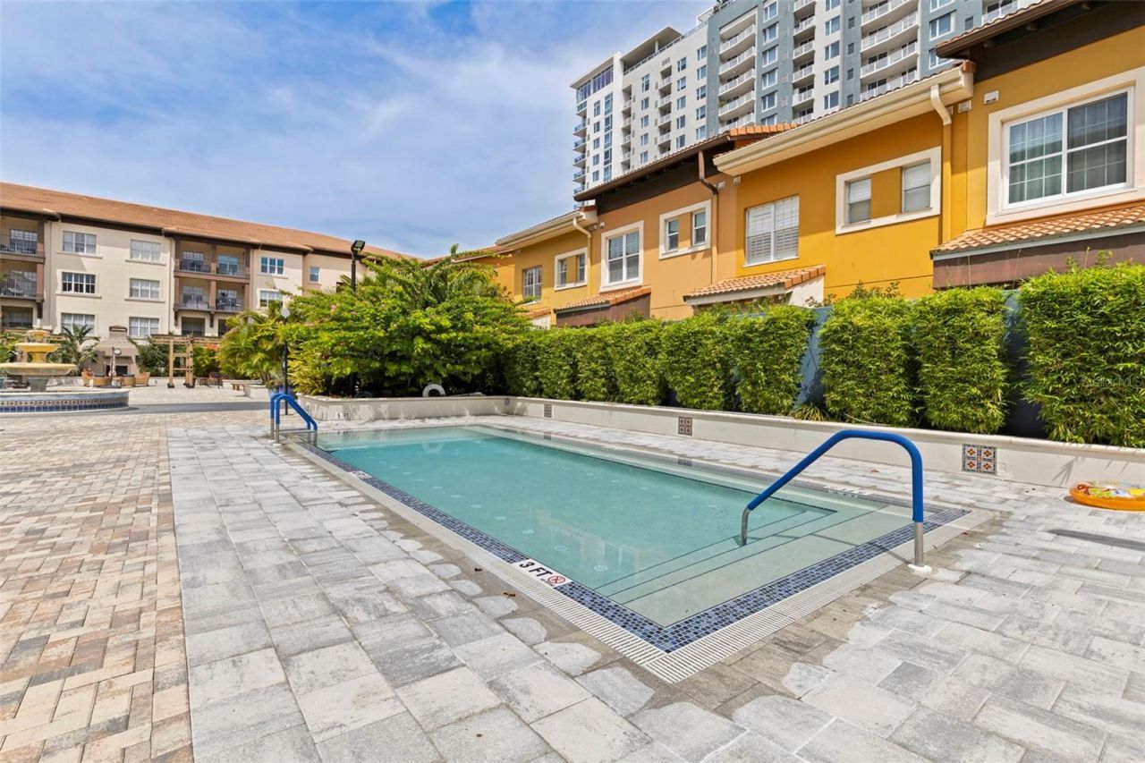 200 4th Avenue S, Unit 321, Saint Petersburg, FL 33701 Photo