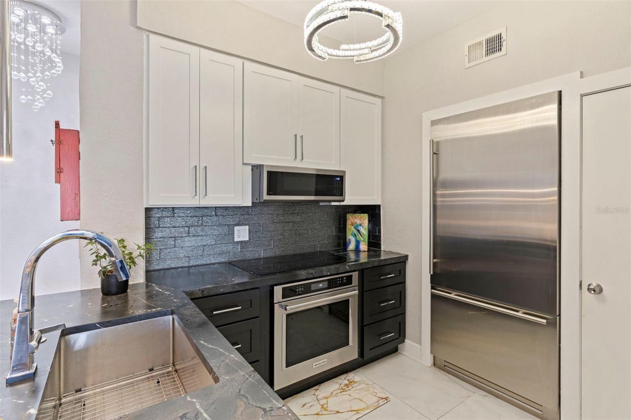 200 4th Avenue S, Unit 321, Saint Petersburg, FL 33701 Photo
