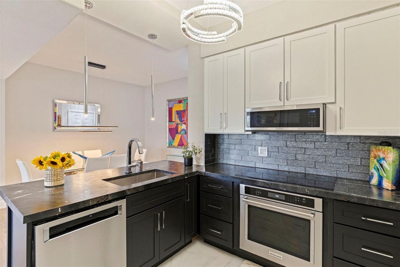 200 4th Avenue S, Unit 321, Saint Petersburg, FL 33701 Photo