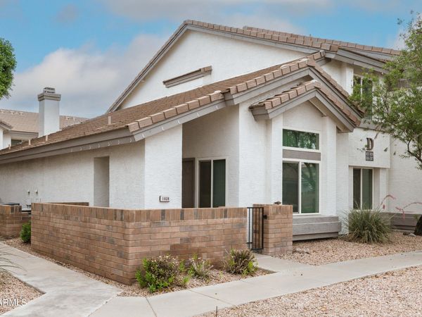2201 N COMANCHE Drive, Unit 1028, Chandler, AZ 85224