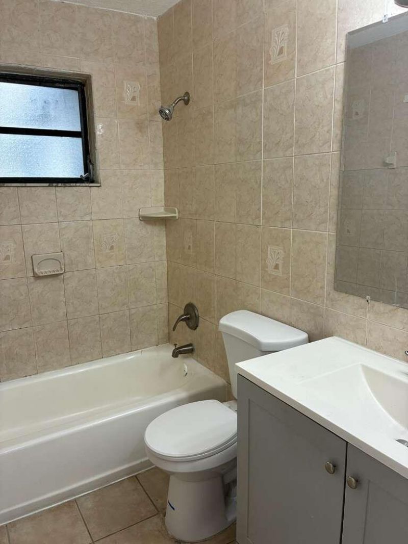 1741 NW 27th Avenue, Fort Lauderdale, FL 33311 Photo