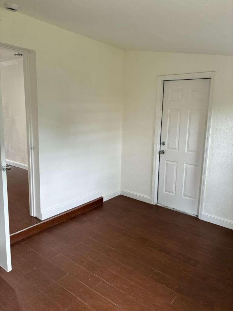 1741 NW 27th Avenue, Fort Lauderdale, FL 33311 Photo