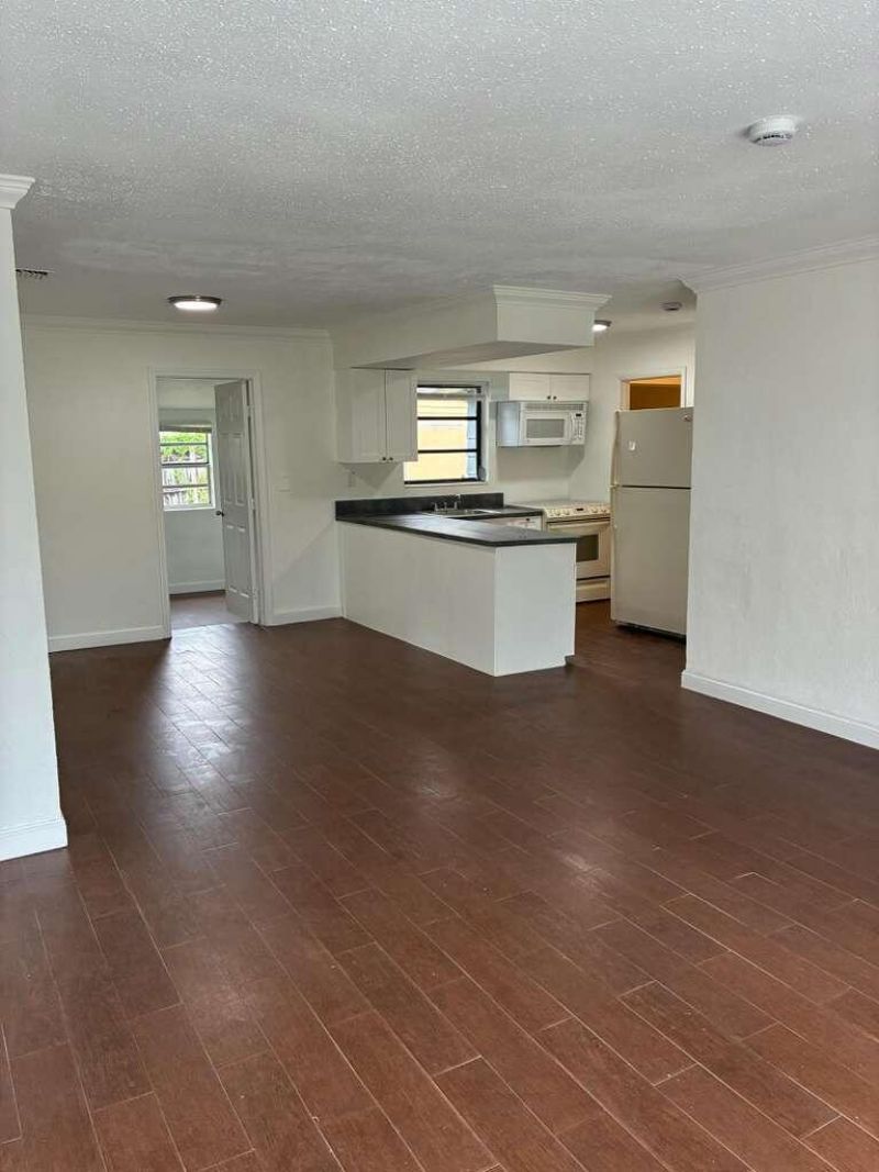 1741 NW 27th Avenue, Fort Lauderdale, FL 33311 Photo