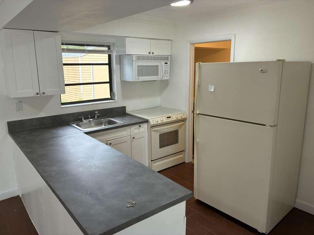 1741 NW 27th Avenue, Fort Lauderdale, FL 33311 Photo