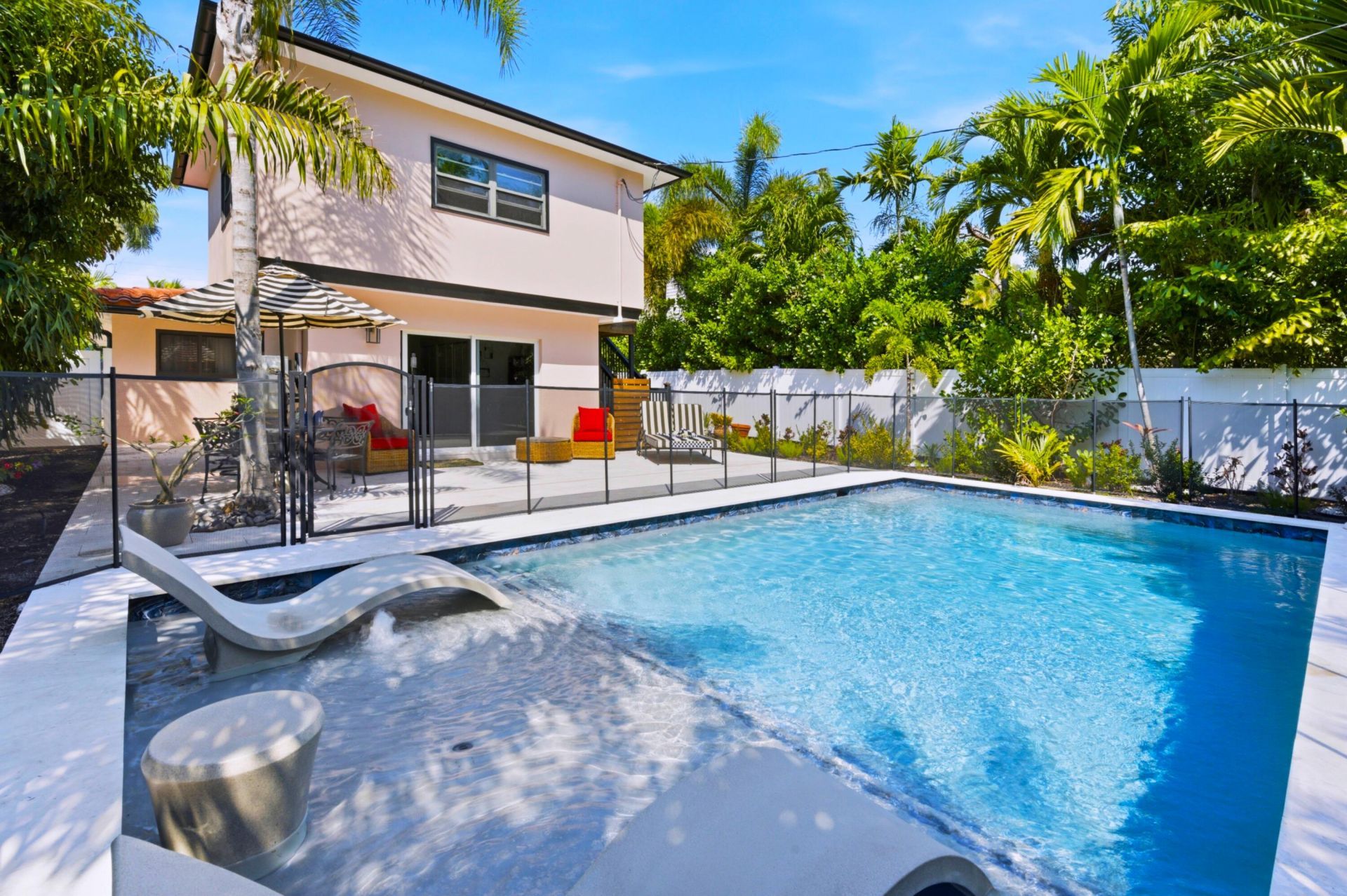 702 S Atlantic Drive, Lantana, FL 33462 Photo