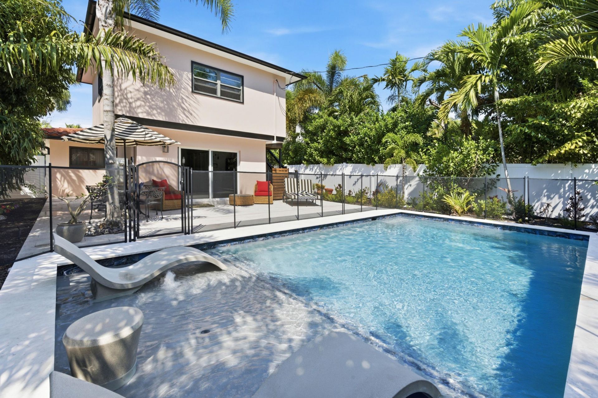 702 S Atlantic Drive, Lantana, FL 33462 Photo